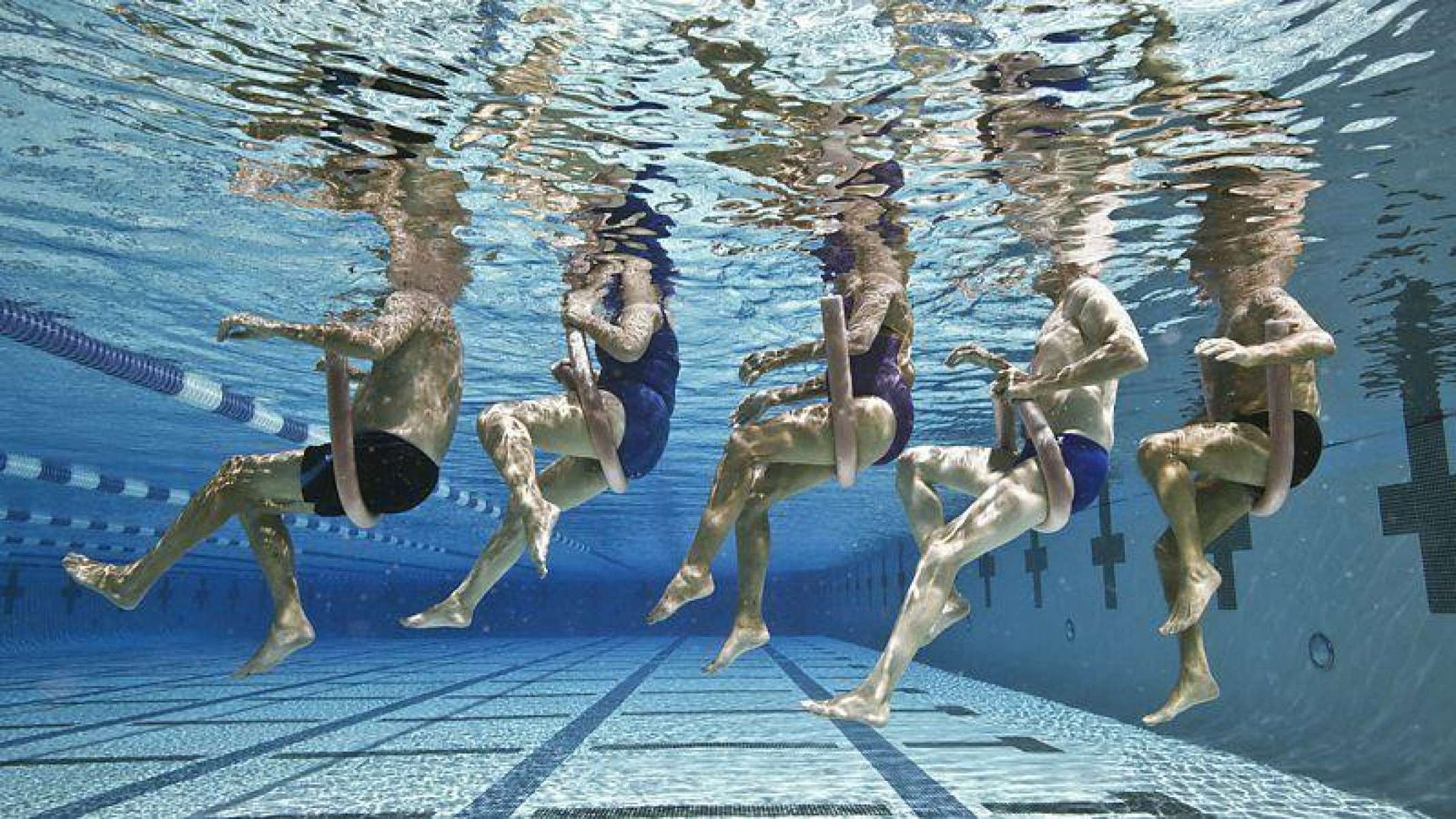 Até que ponto as piscinas públicas são limpas?