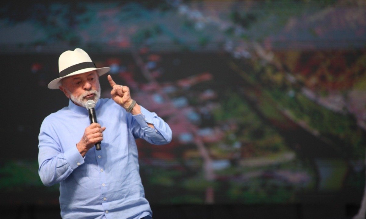 Na &uacute;ltima visita a Minas Gerais, o presidente Lula esteve em Mariana para anunciar investimentos decorrentes do novo acordo sobre o rompimento da barragem do Fund&atilde;o -  (crédito: Ed&eacute;sio Ferreira/EM/D.A Press)