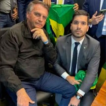 Bolsonaro dobra aposta na crise de Trump com Lula e acirra polarização Bolsonaro dobra aposta na crise de Trump com Lula e acirra polarização