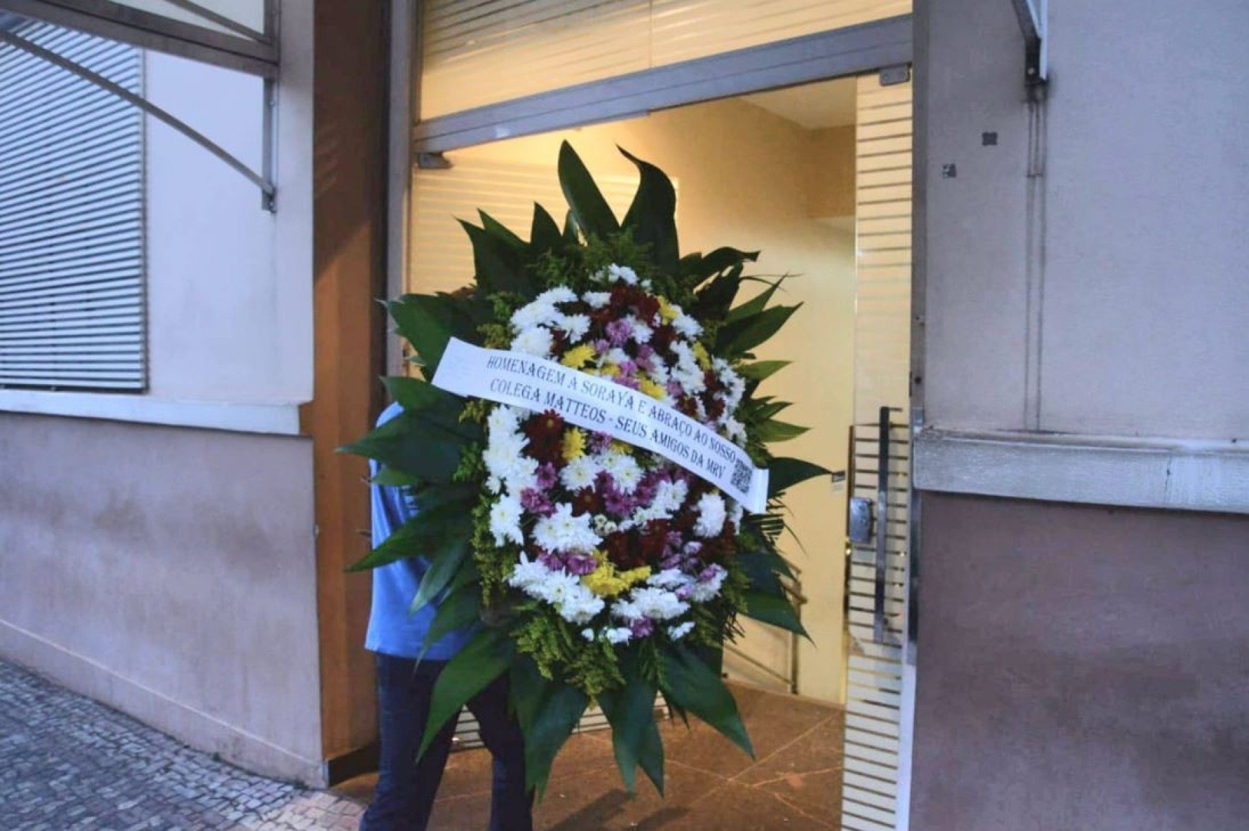 Professora de BH encontrada morta é velada nesta segunda (21/7). Amigos e familía se despedem de Soraya Tatiana Bonfim França-Tulio Santos/EM/D.A.Press