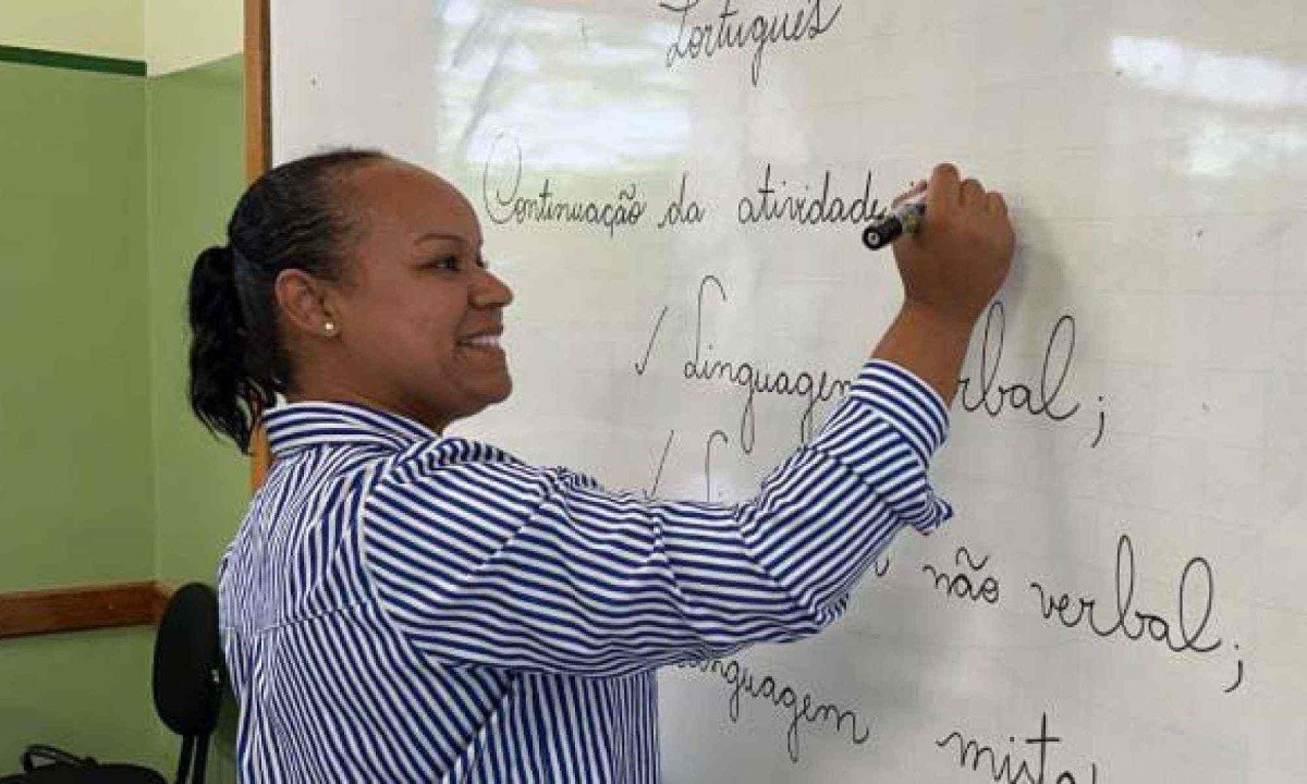 Governo de Minas abre inscrições para novo concurso da Educação com 13.795 vagas -  (crédito: SEE-MG / Divulgação)