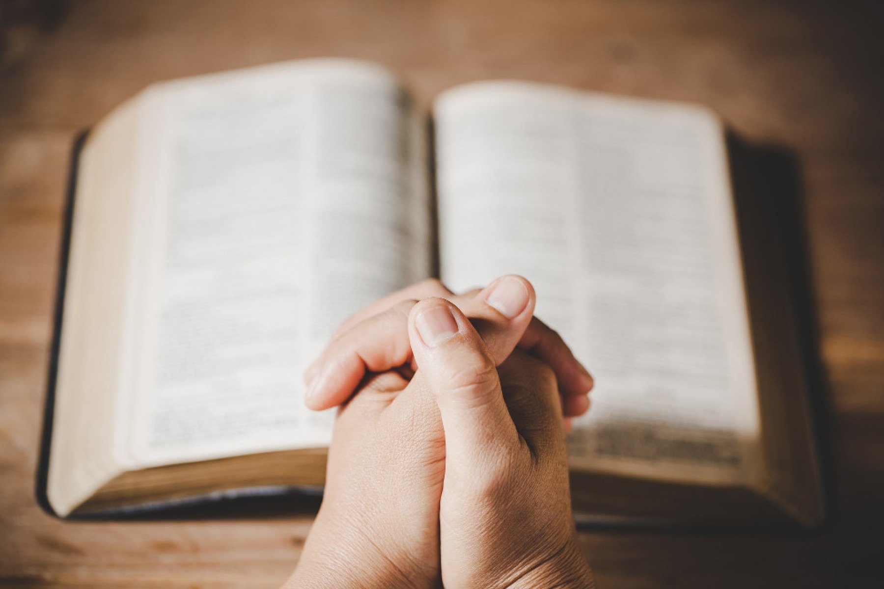 Dona Elza entregou sua vida a Jesus e, em menos de três meses, toda a sua família, marido e filhos, também se rendeu a Cristo - (crédito: Freepik) Dona Elza entregou sua vida a Jesus e, em menos de três meses, toda a sua família, marido e filhos, também se rendeu a Cristo - (crédito: Freepik)