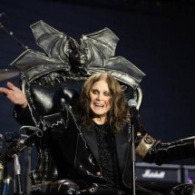 Famosos lamentam a morte de Ozzy Osbourne, ícone do Heavy Metal
