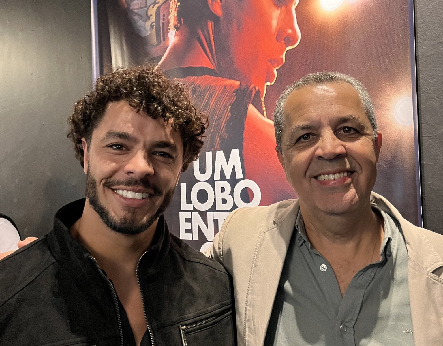 Matheus Abreu com o pai, Adely Júnior, no Cine UNA Belas Artes