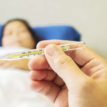 Hepatite C: saiba os sintomas da doença conhecida como o vírus silencioso - jcomp/FreePik