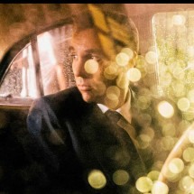 Cinebiografia de Charles Aznavour estreia no Brasil