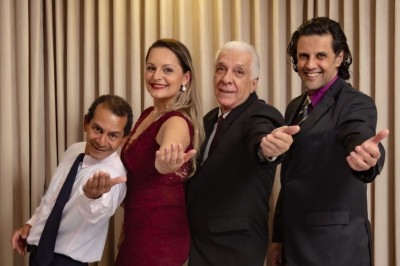 
Comédia 'O pacotão dos traídos' terá sessões de sexta a domingo (25 a 27/7), no Teatro da Biblioteca Pública, na Praça da Liberdade -  (crédito: Divulgação)