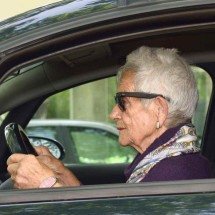 Idosos já podem adquirir carros mais baratos com nova lei em vigor? Entenda - depositphotos.com / MariaiC