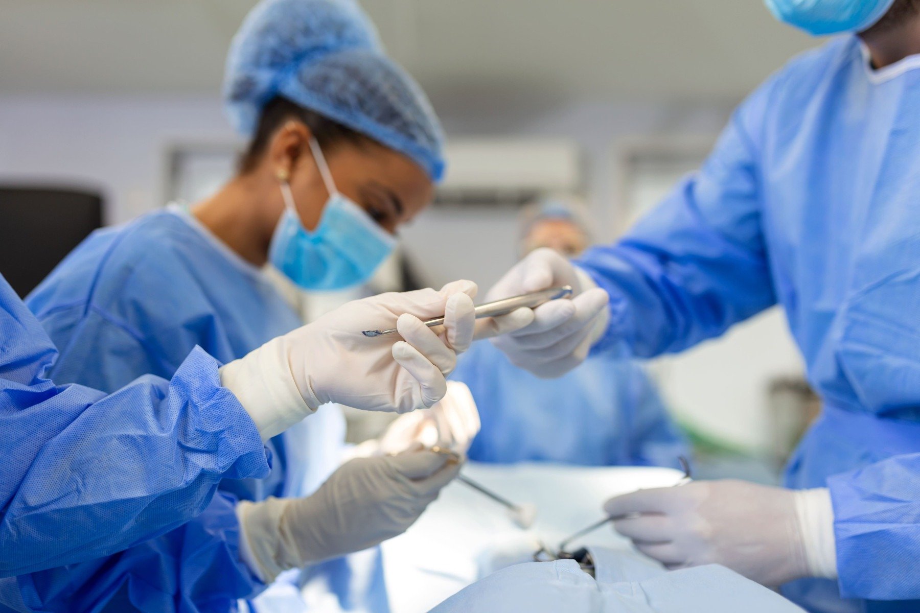 Brasil importa maioria dos insumos cirúrgicos dos EUA - DINO