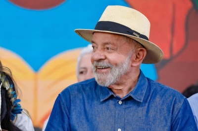 Presidente Luiz Inácio Lula da Silva participa de cerimônia de entregas do governo federal em Minas Novas, no Vale do Jequitinhonha -  (crédito: Ricardo Stuckert / PR)