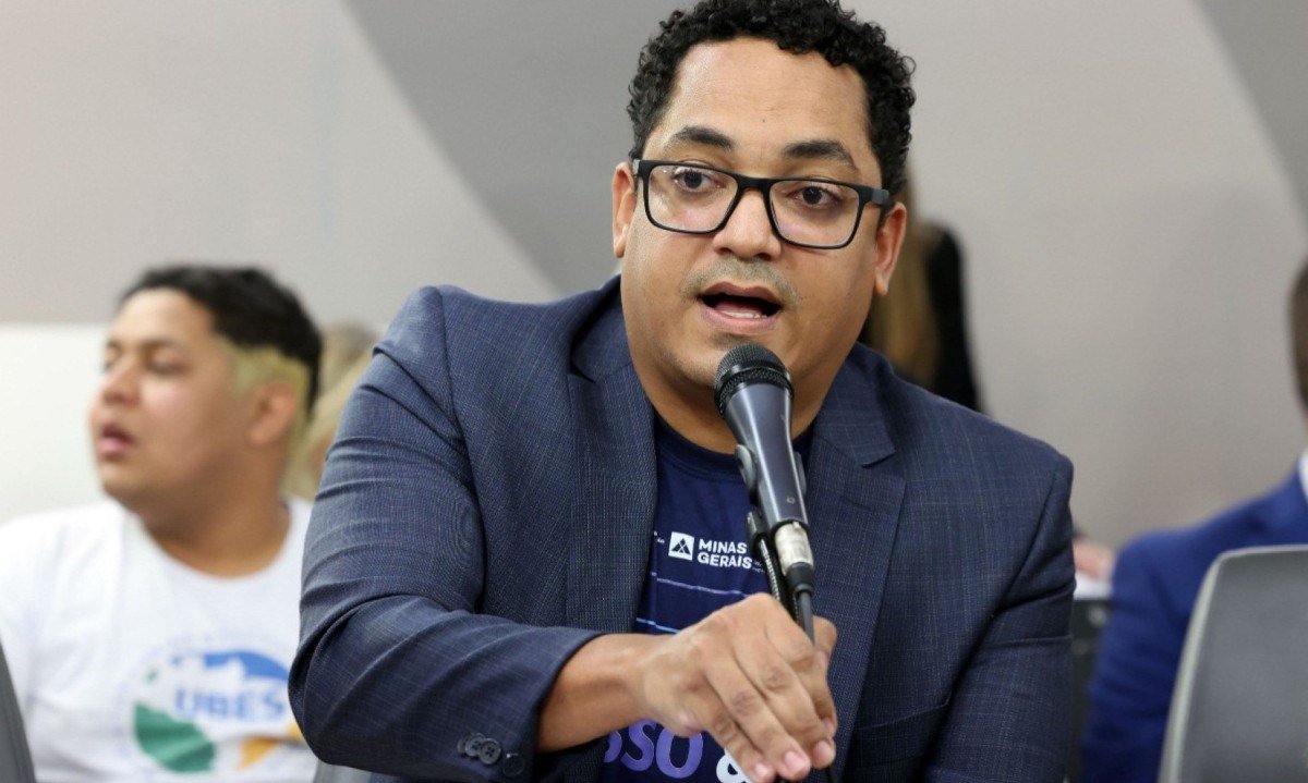 O secretário de educação de Minas Gerais, Igor de Alvarenga, foi desligado da pasta após três anos no cargo -  (crédito: Willian Dias/ALMG)