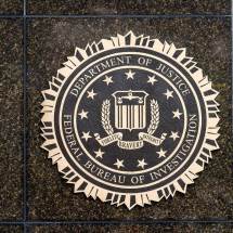 Cúmplice de Epstein responde 'todas as perguntas', mas situação gera dúvida