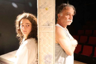 O figurino do espetáculo 'Das Ding', que faz temporada em BH a partir de hoje, com ingressos já esgotados, é assinado pela atriz Inês Peixoto, mãe de Bárbara Luz -  (crédito: marcos vieira/em/d.a.press)