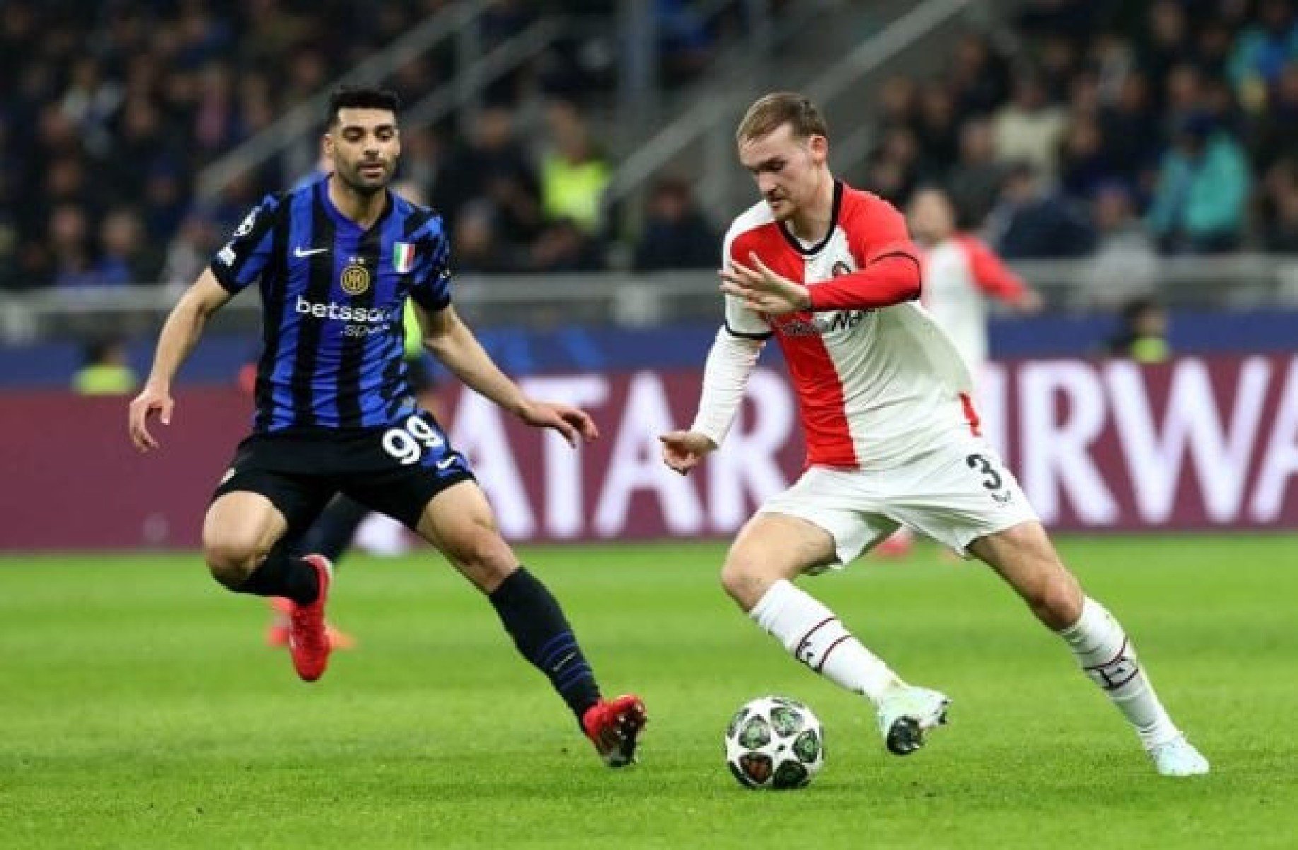 Botafogo recua em negociação com Taremi