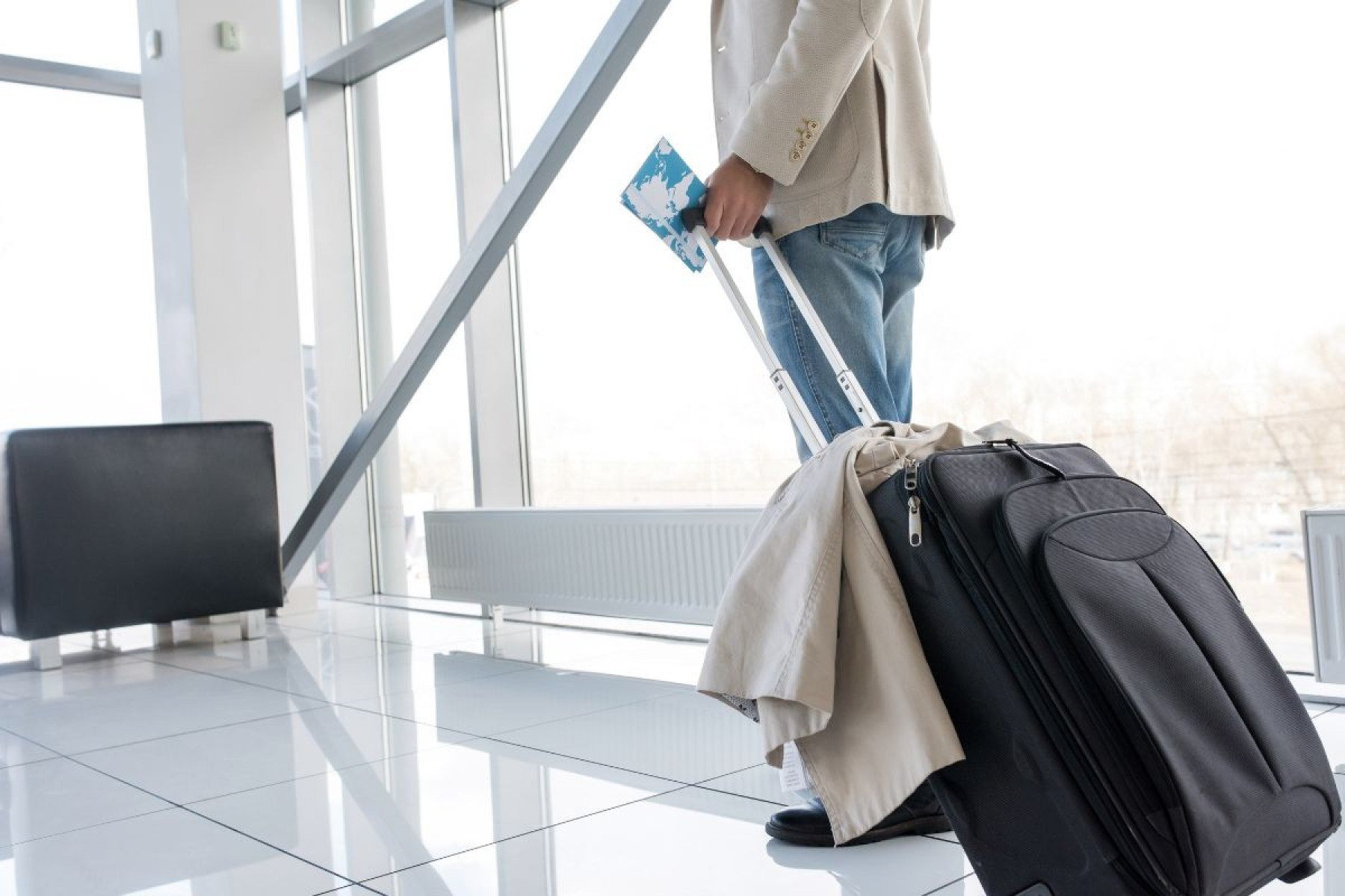 Imprevistos acontecem, mas o que não pode faltar é um bom seguro viagem