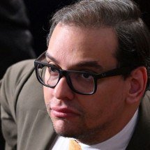 Ex-congressista George Santos é preso após se entregar nos EUA - AFP