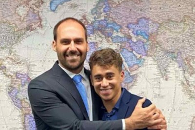 Eduardo Bolsonaro e Nikolas Ferreira -  (crédito: REDES SOCIAIS/REPRODUÇÃO)