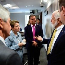Às vésperas do tarifaço, senadores brasileiros começam missão nos EUA -  Saulo Cruz/Agência Senado