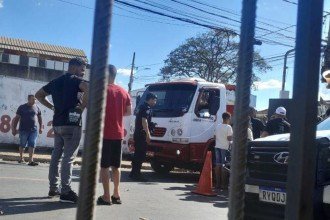 Caminhoneiro morre e guarda é atropelado em festa do santo dos motoristas