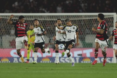 O Atlético visitou o Flamengo neste domingo, 27/7, pelo Brasileirão. Veja como o Jogada10 avaliou a performance dos atleticanos, que perdeu o jogo por 1 a 0. Foto: Pedro Souza / Atlético -  (crédito: Pedro Souza / Atlético)