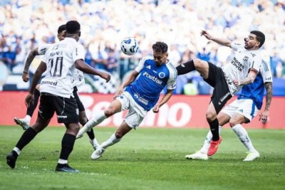 O Cruzeiro recebeu o Ceará, neste domingo, 27/7, pelo Brasileirão. Veja como o Jogada10 avaliou a performance dos cruzeirenses, que perderam por 2 a 1 em pleno Mineirão. Foto: Gustavo Aleixo/Cruzeiro  -  (crédito: Gustavo Aleixo/Cruzeiro )