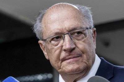 As pressões sobre o governo para reduzir tarifa sobre etanol dos EUA -  (crédito: Platobr Economia)
