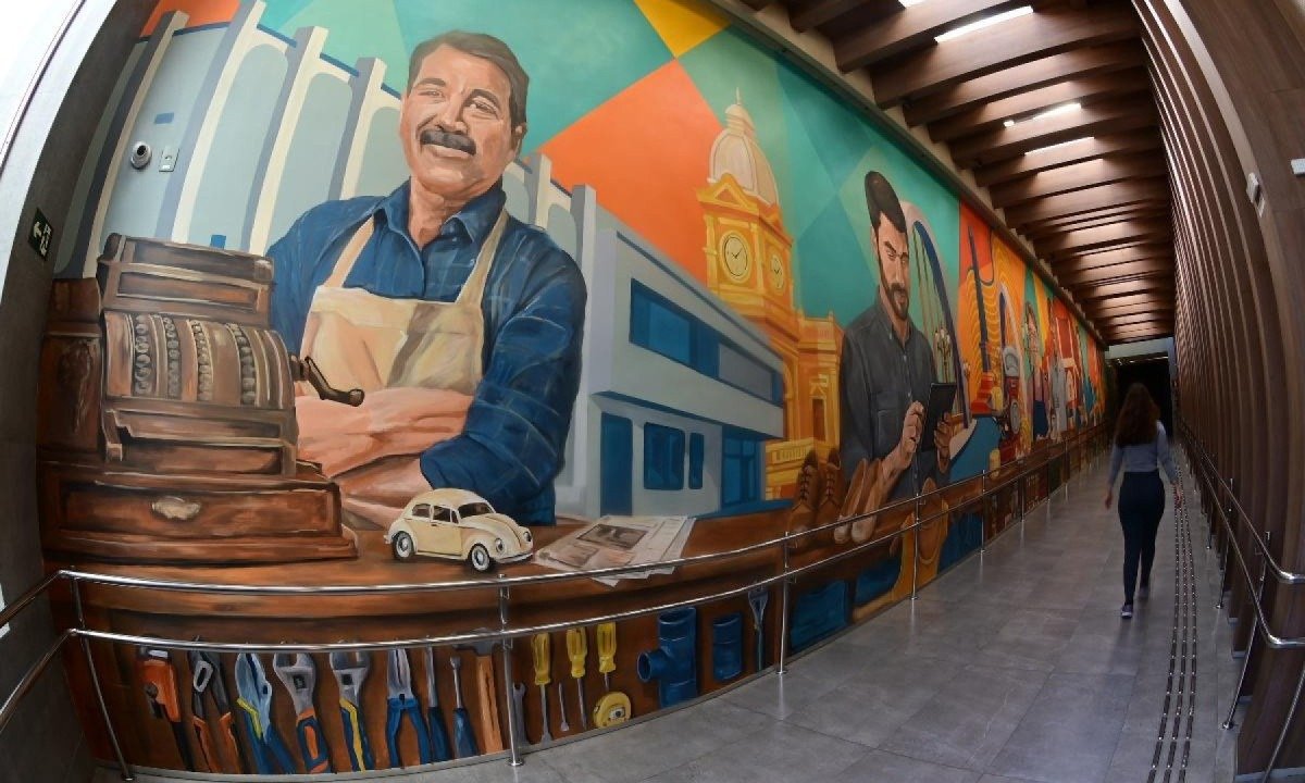 Painel de arte de quase 100 m2 na Galeria Rampa no Ponto Cultural CDL