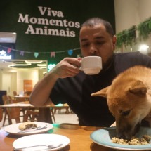 Todos são bem-vindos: restaurantes em BH servem tutores e pets - Marcos Vieira /EM/DA. Press