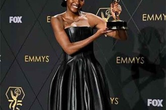 Atriz conquista feito inédito entre mulheres com dupla indicação ao Emmy