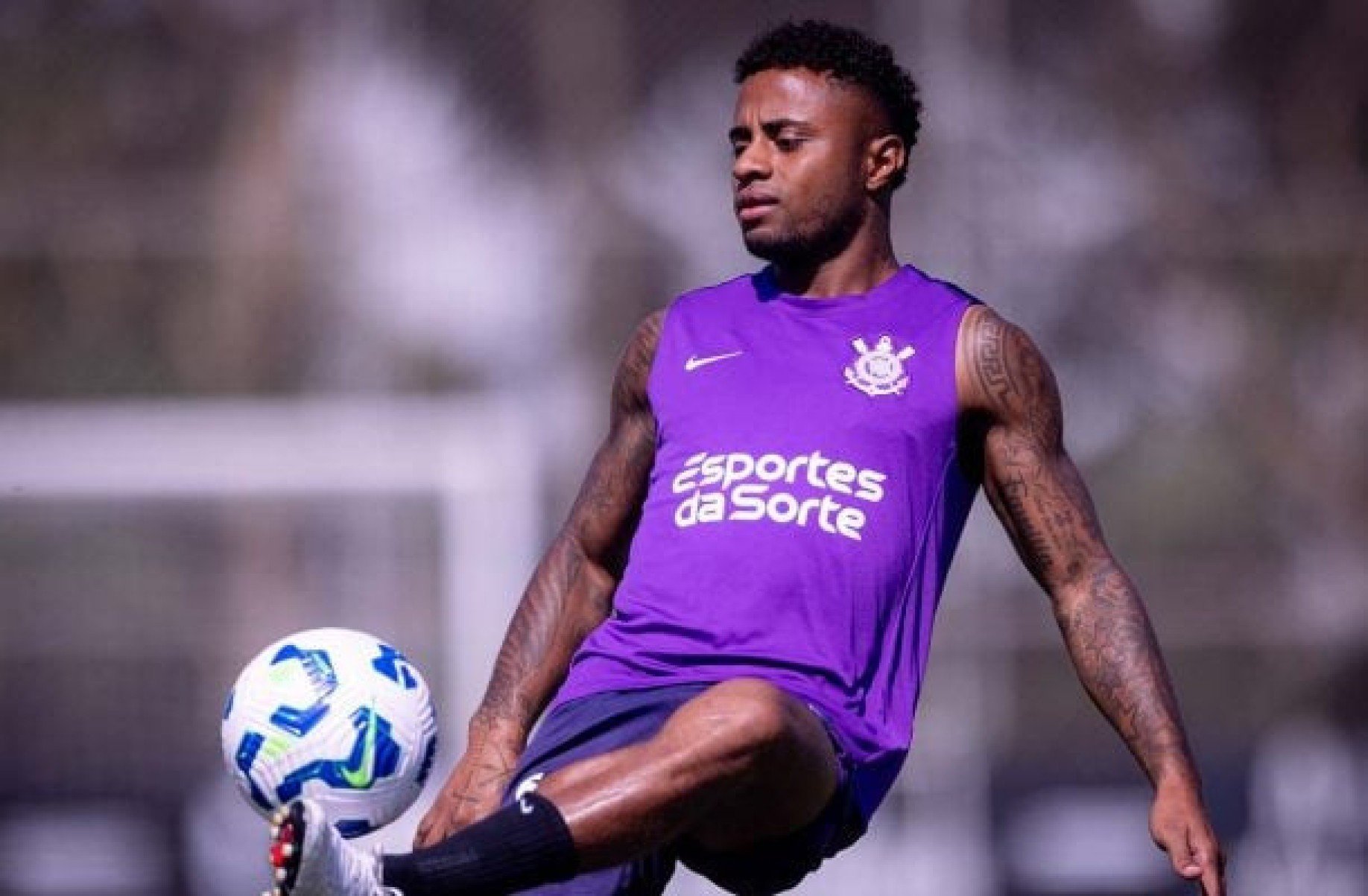 Clube da MLS desiste de lateral e Corinthians busca novos interessados