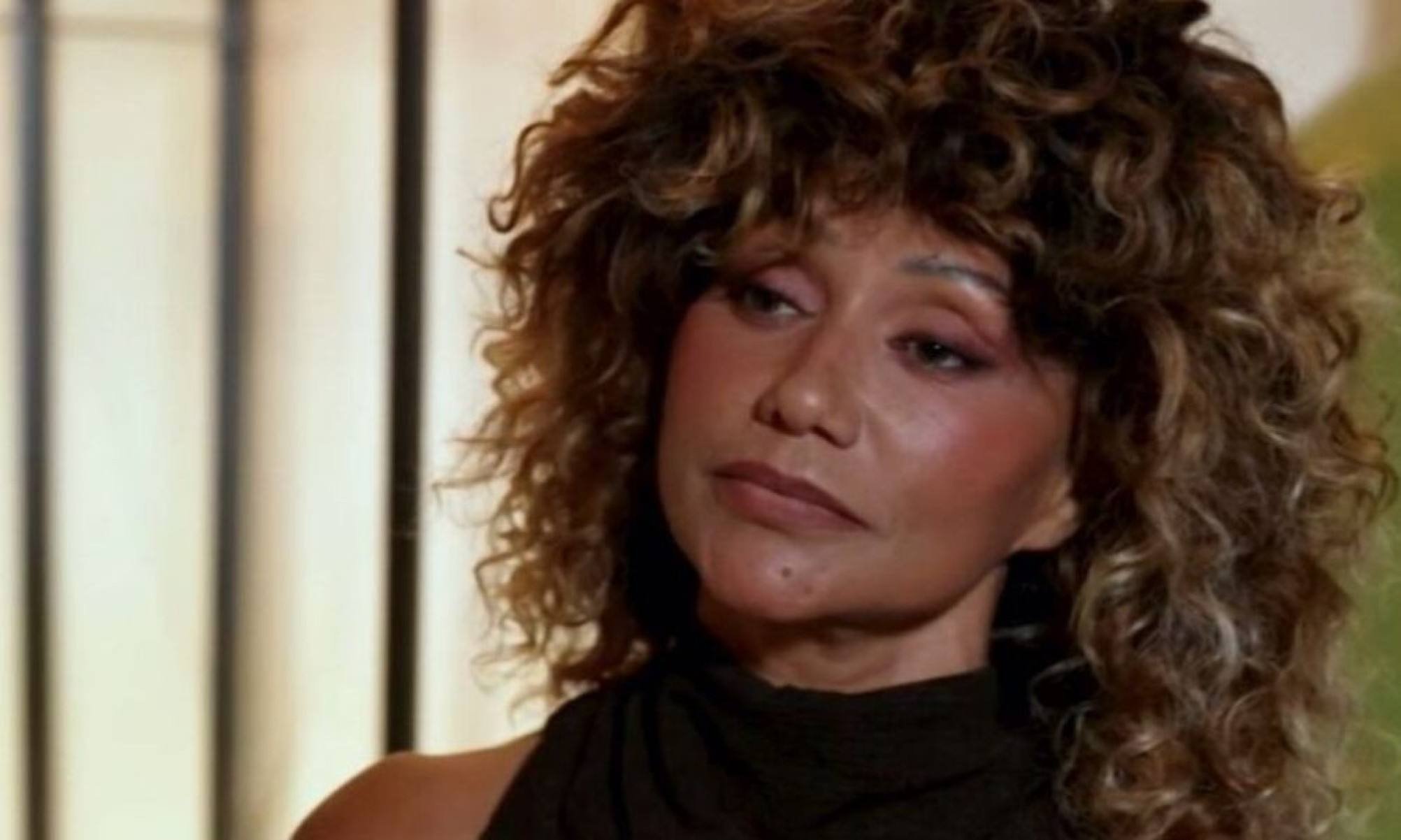 DJ brasileira é investigada por rede de prostituição em Portugal e fala pela primeira vez no “Domingo Espetacular” - Tupi - Pablo Oliveira