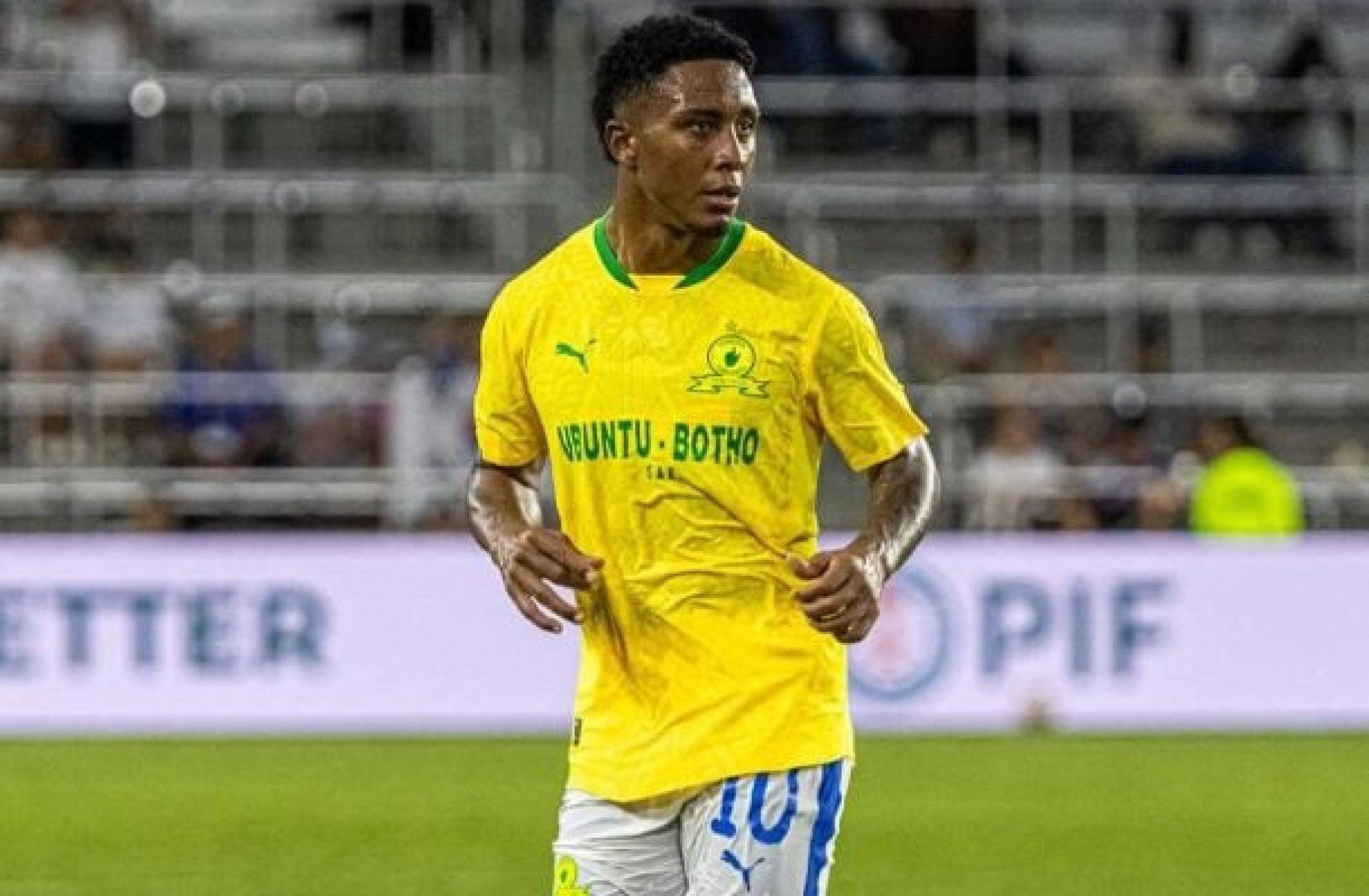 Fluminense monitora meia Lucas Ribeiro, do Mamelodi Sundowns