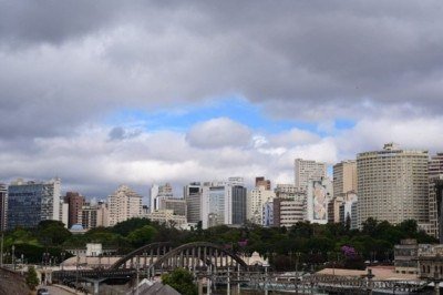 BH terá frio e poderá ser atingida por chuvas na tarde desta terça-feira (29/7) -  (crédito:  Leandro Couri/EM/D.A Press)