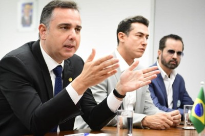 O senador Rodrigo Pacheco afirma que vai se reunir com o vice-presidente Geraldo Alckmin para tratar das tarifas anunciadas pelos Estados Unidos -  (crédito: Saulo Cruz/Agência Senado)