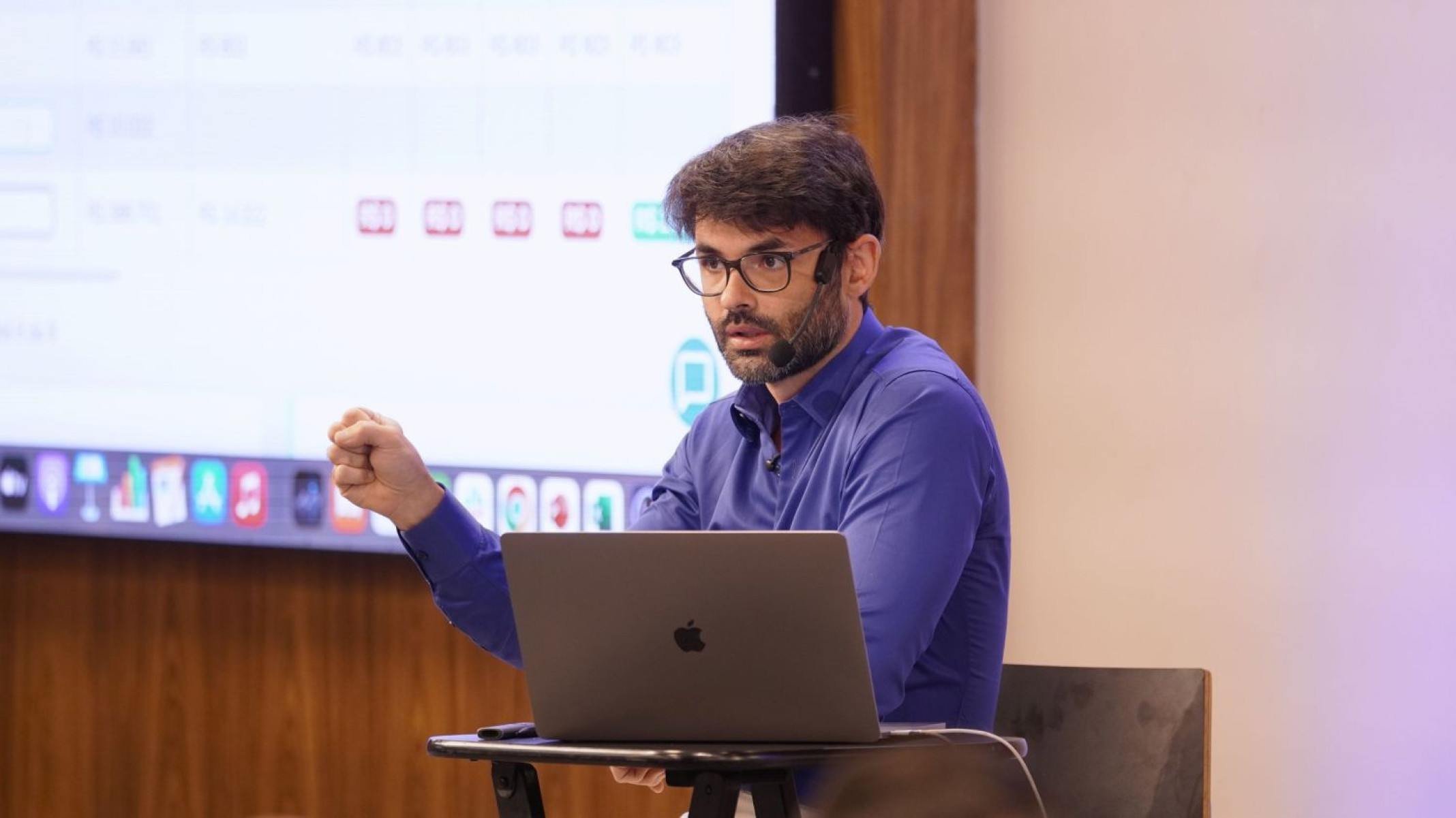 Marketing e tecnologia são foco de evento para dentistas - DINO