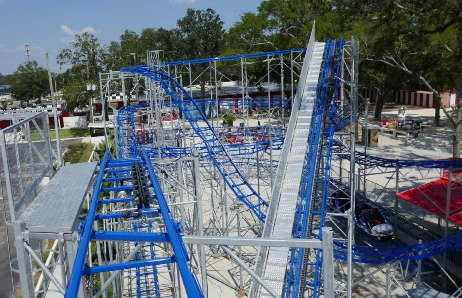 Biloxi Beach Hurricane, montanha-russa de um parque em Mississipi, Estados Unidos semelhante a que vais ser instalada no Parque Guanabara-Reprodução/ Shawn Pratt