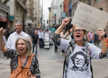 Ato em Porto Alegre (RS)  contra a violência contra as mulheres; imagem meramente ilustrativaa -  (crédito: Caroline Ferraz/Sul21.com)