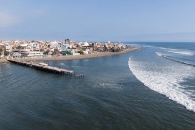 No Peru, 65 dos 121 portos do Pacífico foram fechados       -  (crédito: Steffano Palomino / AFP)