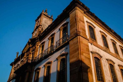 Fachada da edificação que abriga o museu: obras incluíram limpeza da cantaria, pintura, reforma do sistema elétrico e projeto de prevenção de incêndios

 -  (crédito: Reprodução/Museu da Inconfidência)