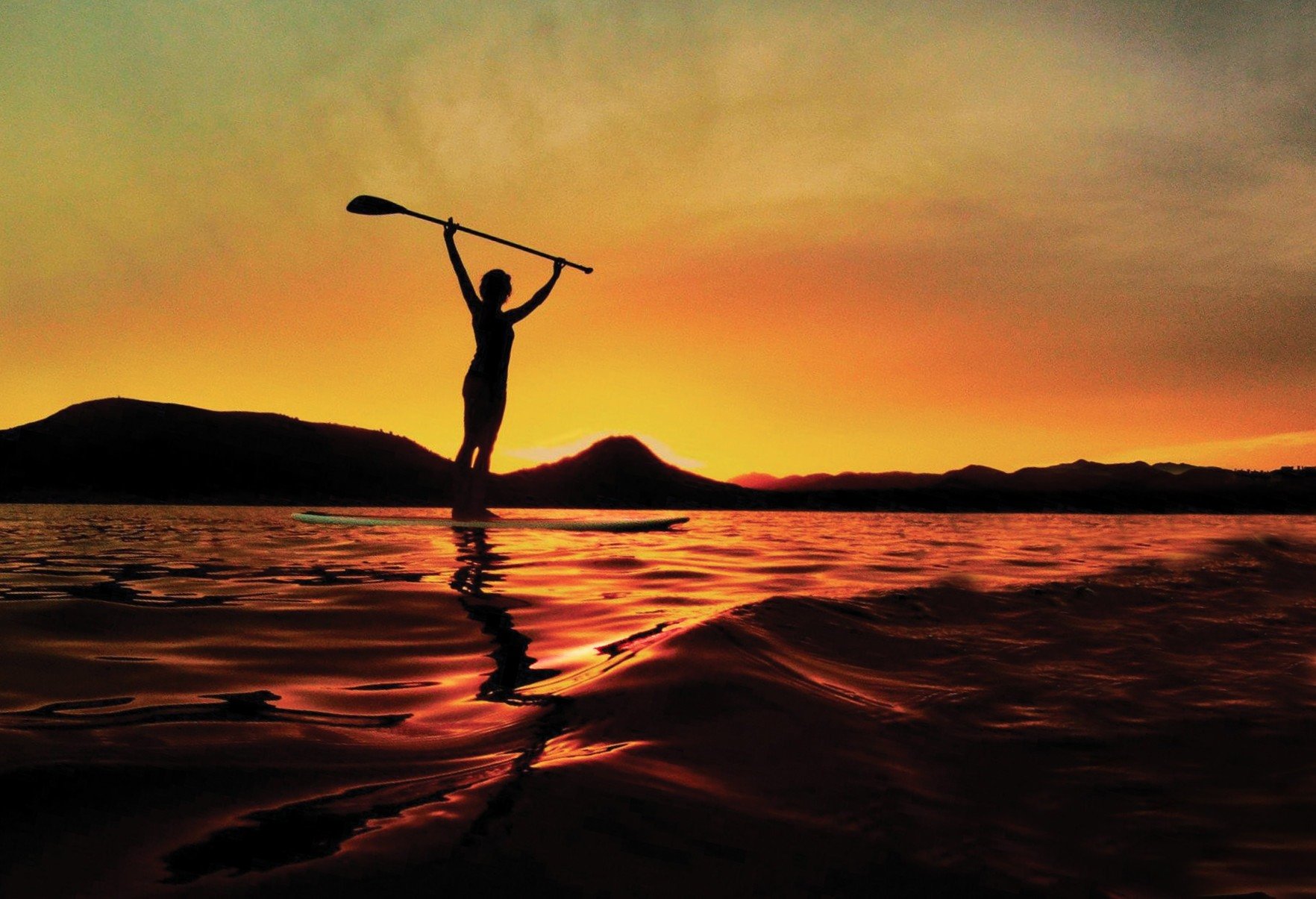 SUP Para Todos promove aulas gratuitas de stand up surf em São Sebastião - DINO