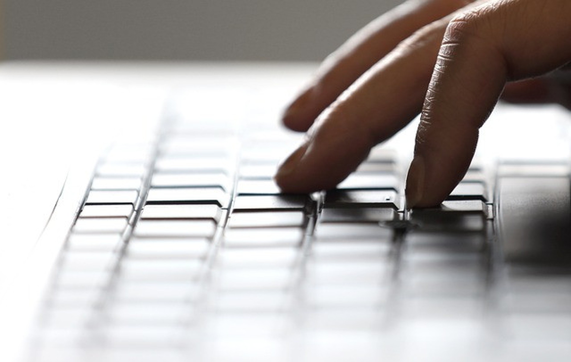 Atualizações do eSocial para SST entram em vigor e requerem atenção das empresas - DINO