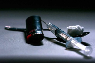 Dividido em três capítulos,  livro reflete sobre as possibilidades de tratamento  do uso e abuso de drogas -  (crédito: Divulgação)