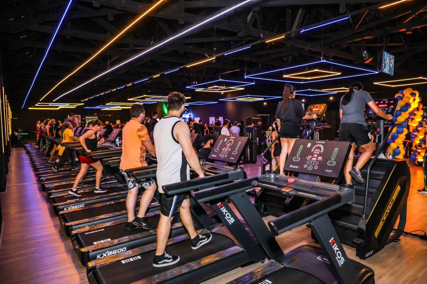 Atletas investem em mercado fitness em expansão - DINO