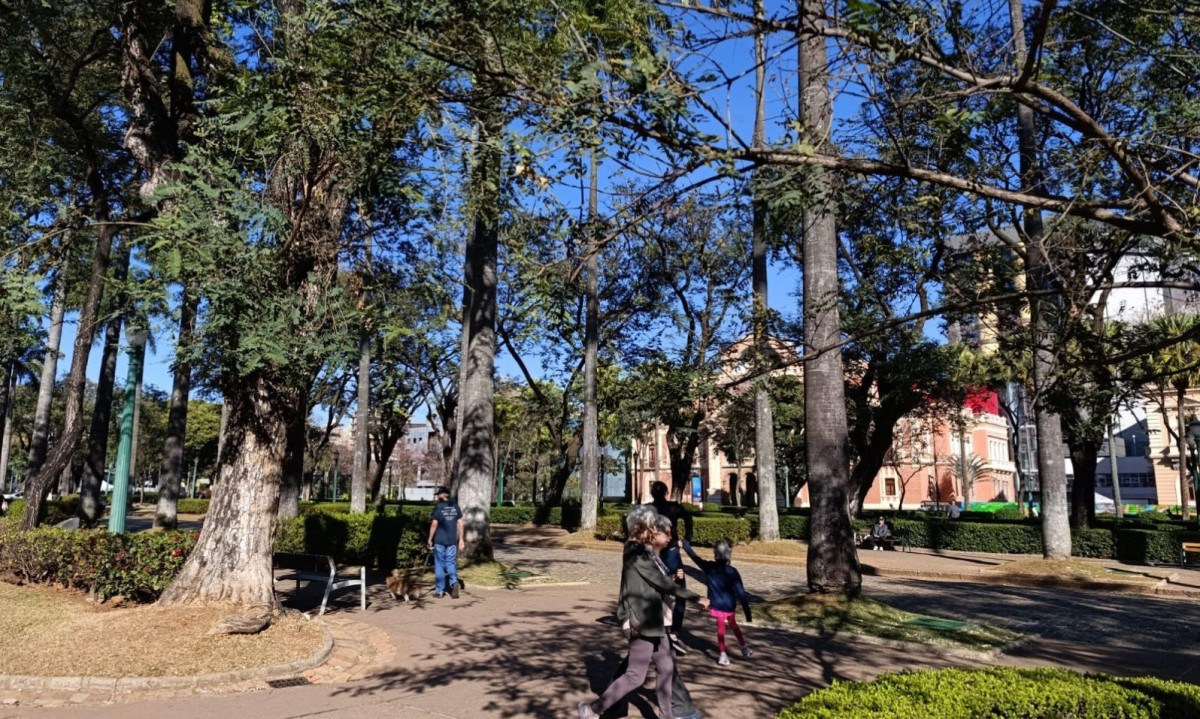 Fim de semana será de céu claro e frio em Belo Horizonte-Alexandre Guzanshe/EM/D.A Press