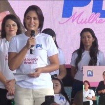 Michelle chora e lamenta ausência de Bolsonaro em evento do PL Mulher - Reprodução/YouTube