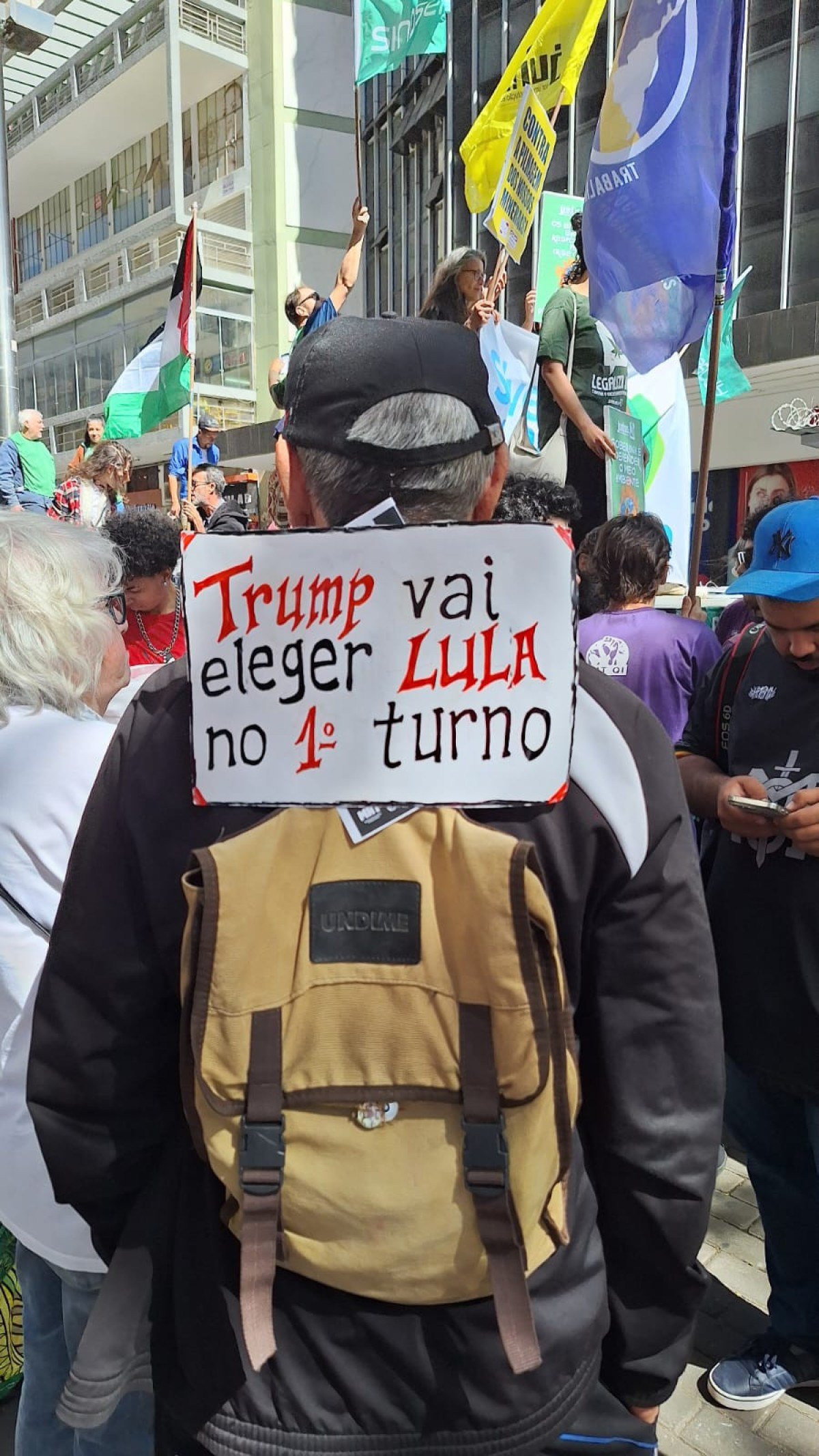 Manifestação contra o 'PL da Devastação' no centro de BH