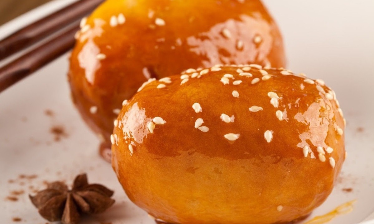 Doces caramelizados fazem parte da nossa confeitaria há muito tempo, entre eles, a banana caramelizada dos restaurantes orientais - (crédito: Reprodução) Doces caramelizados fazem parte da nossa confeitaria há muito tempo, entre eles, a banana caramelizada dos restaurantes orientais - (crédito: Reprodução)