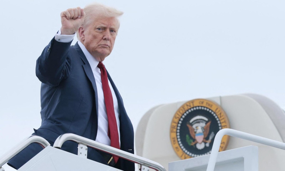 Trump tem imagem napoleônica de si mesmo. Relaciona-se com os outros governantes de modo imperial, sempre superior. - (crédito: Anna Moneymaker/AFP) Trump tem imagem napoleônica de si mesmo. Relaciona-se com os outros governantes de modo imperial, sempre superior. - (crédito: Anna Moneymaker/AFP)
