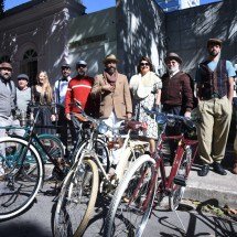 Tweed Ride: grupo resgata história de BH em evento retrô de bicicleta