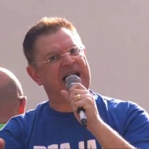 Líder do PL: 'Quem deveria estar com tornozeleira é o Lula, não Bolsonaro' - Reprodução/YouTube
